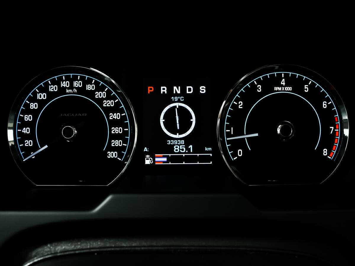 Jaguar XF 2013 года с пробегом. Фото: #9