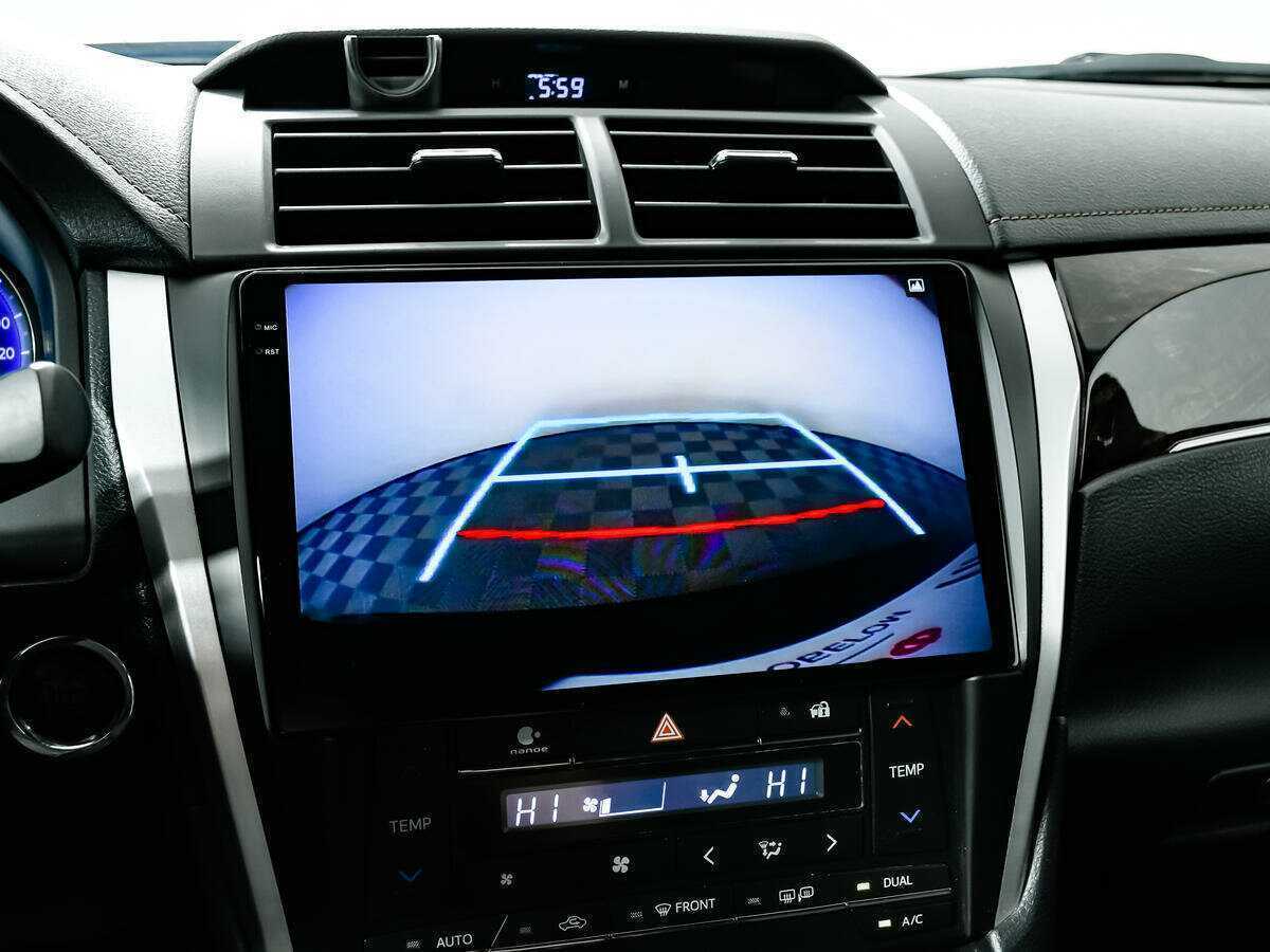 Б/У Тойота Камри 2016 года. Фото: #13