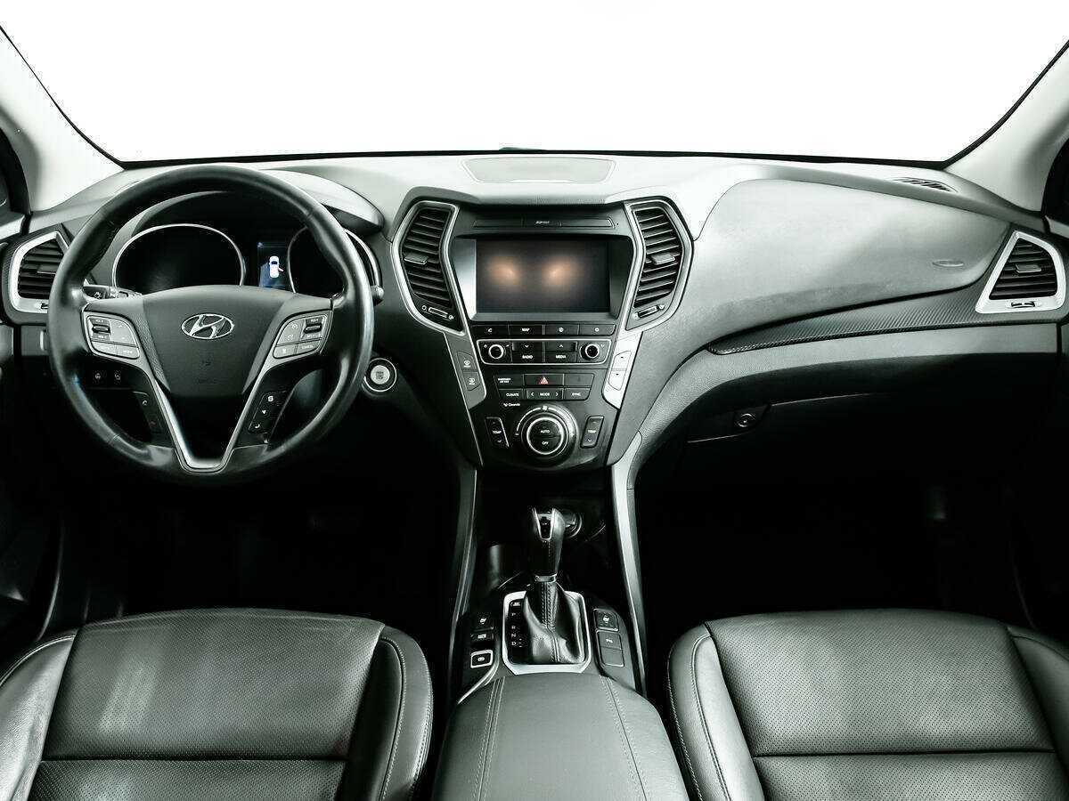Б/У Хендай Санта Фе 2016 года. Фото: #9