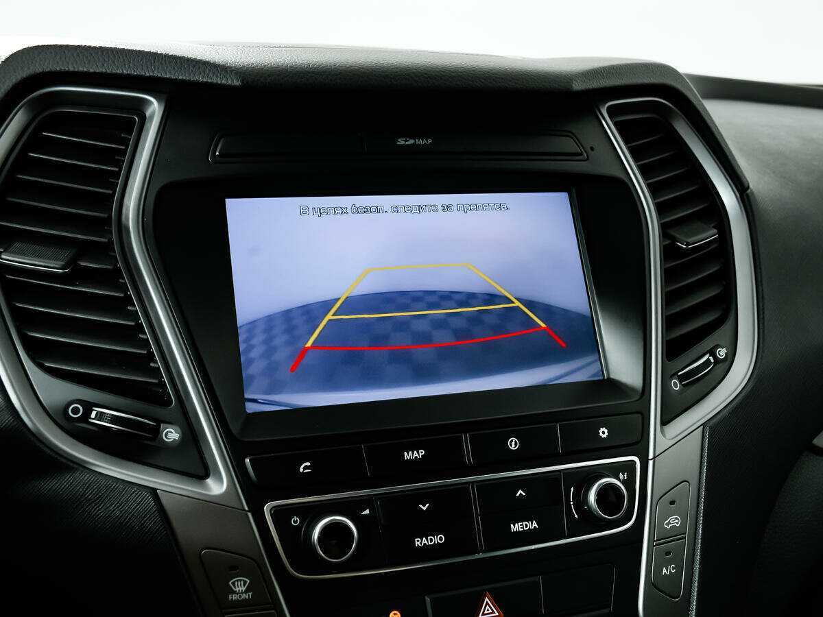 Б/У Хендай Санта Фе 2016 года. Фото: #14