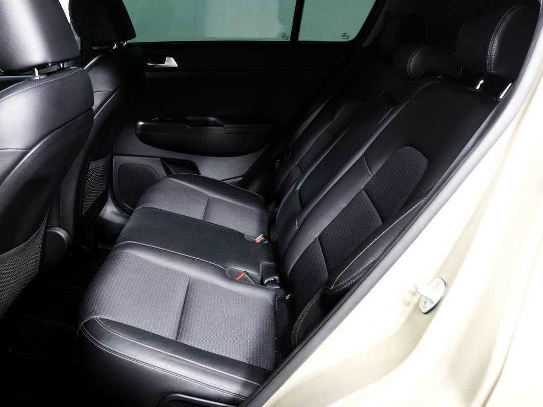 Б/У Киа Спортейдж 2017 года. Фото: #11