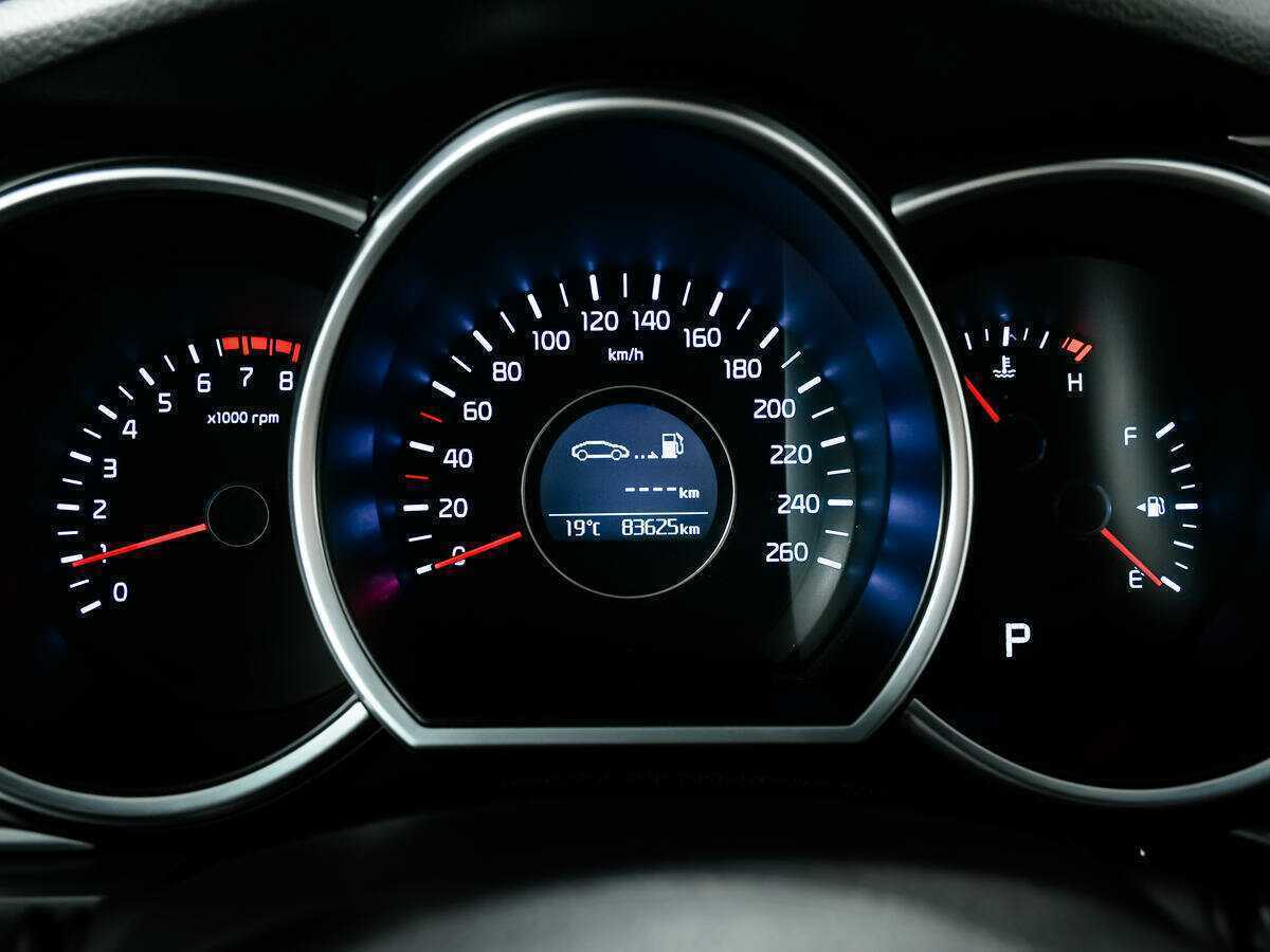 Б/У Киа Оптима 2015 года. Фото: #9