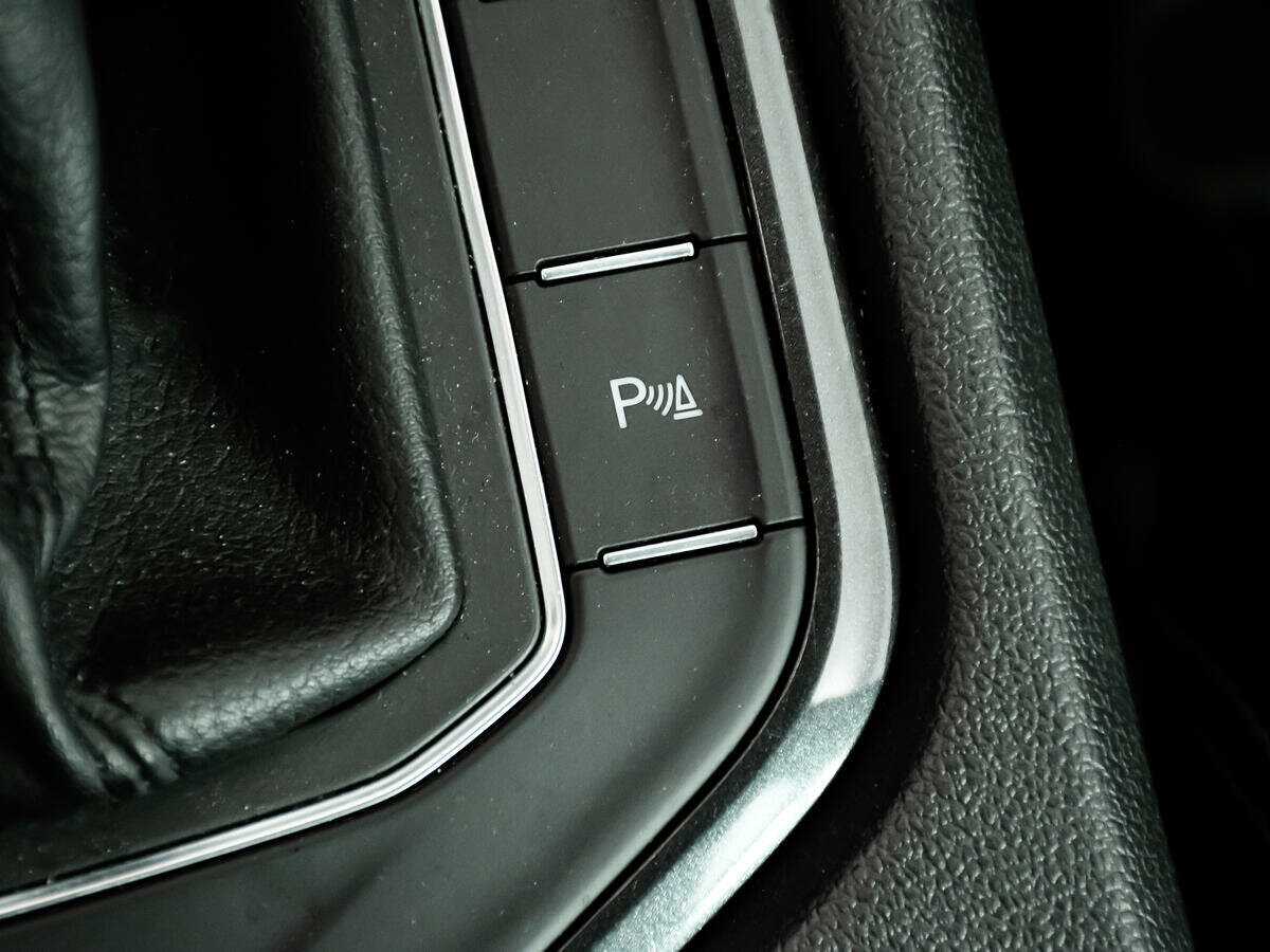 Б/У Фольксваген Тигуан 2017 года. Фото: #16