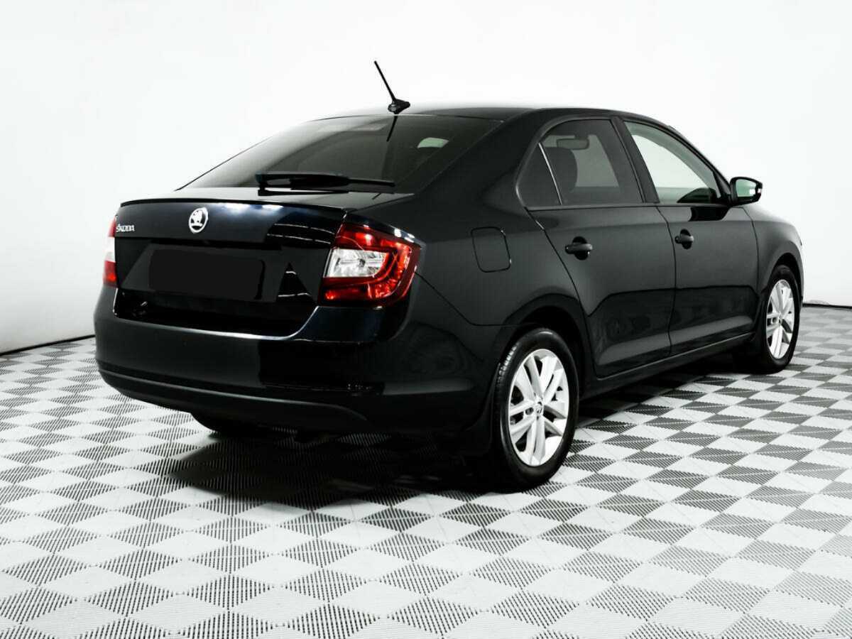 Б/У Шкода Рапид 2018 года. Фото: #4