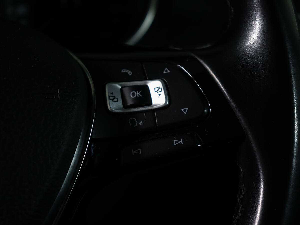 Б/У Фольксваген Тигуан 2017 года. Фото: #19