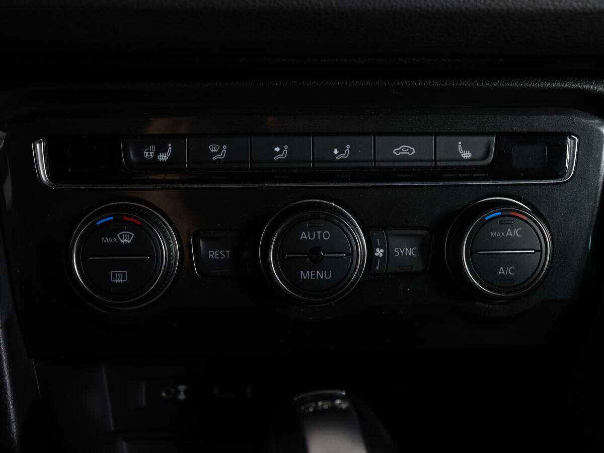 Б/У Фольксваген Тигуан 2017 года. Фото: #20