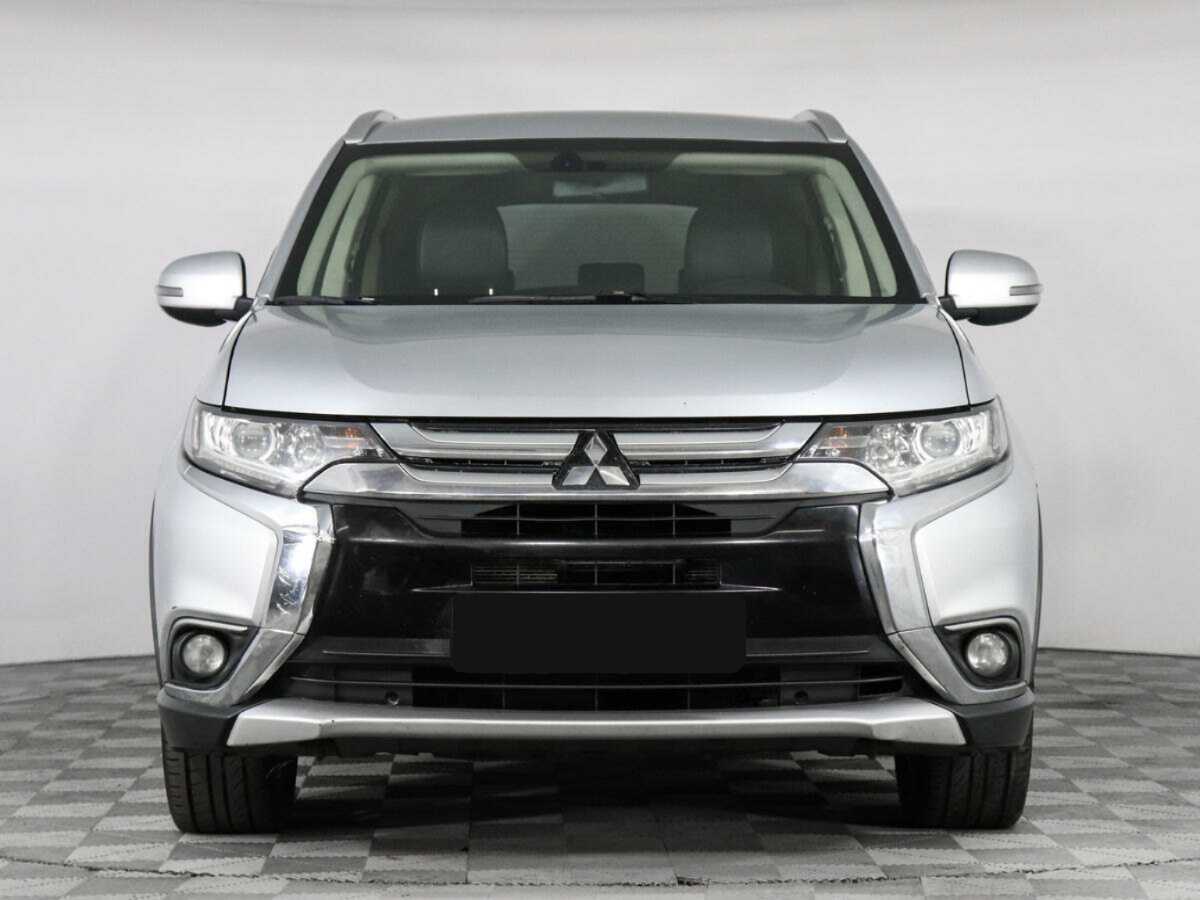 Mitsubishi Outlander 2017 года с пробегом. Фото: #1