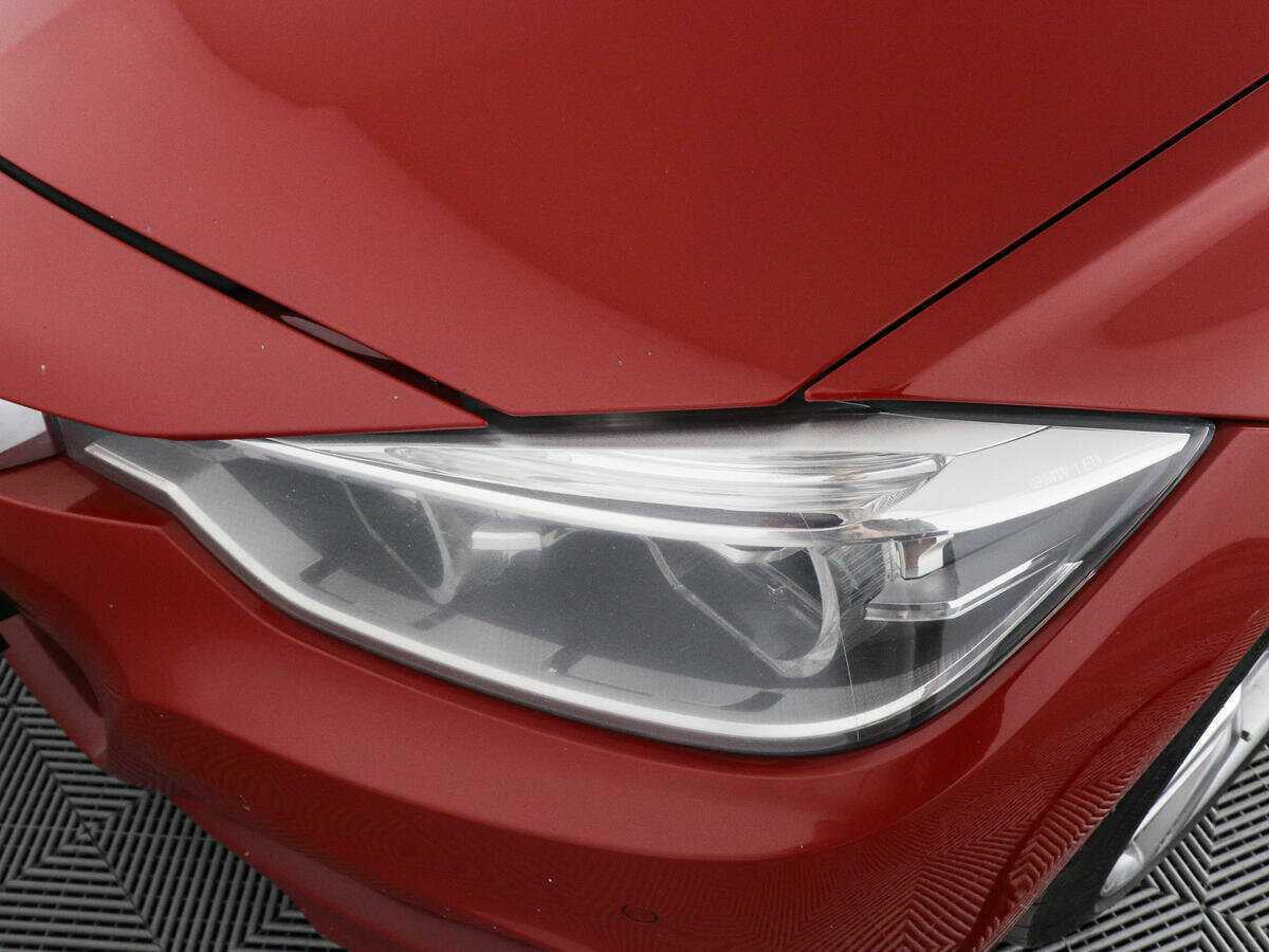 BMW 3 серии 2018 года с пробегом. Фото: #6