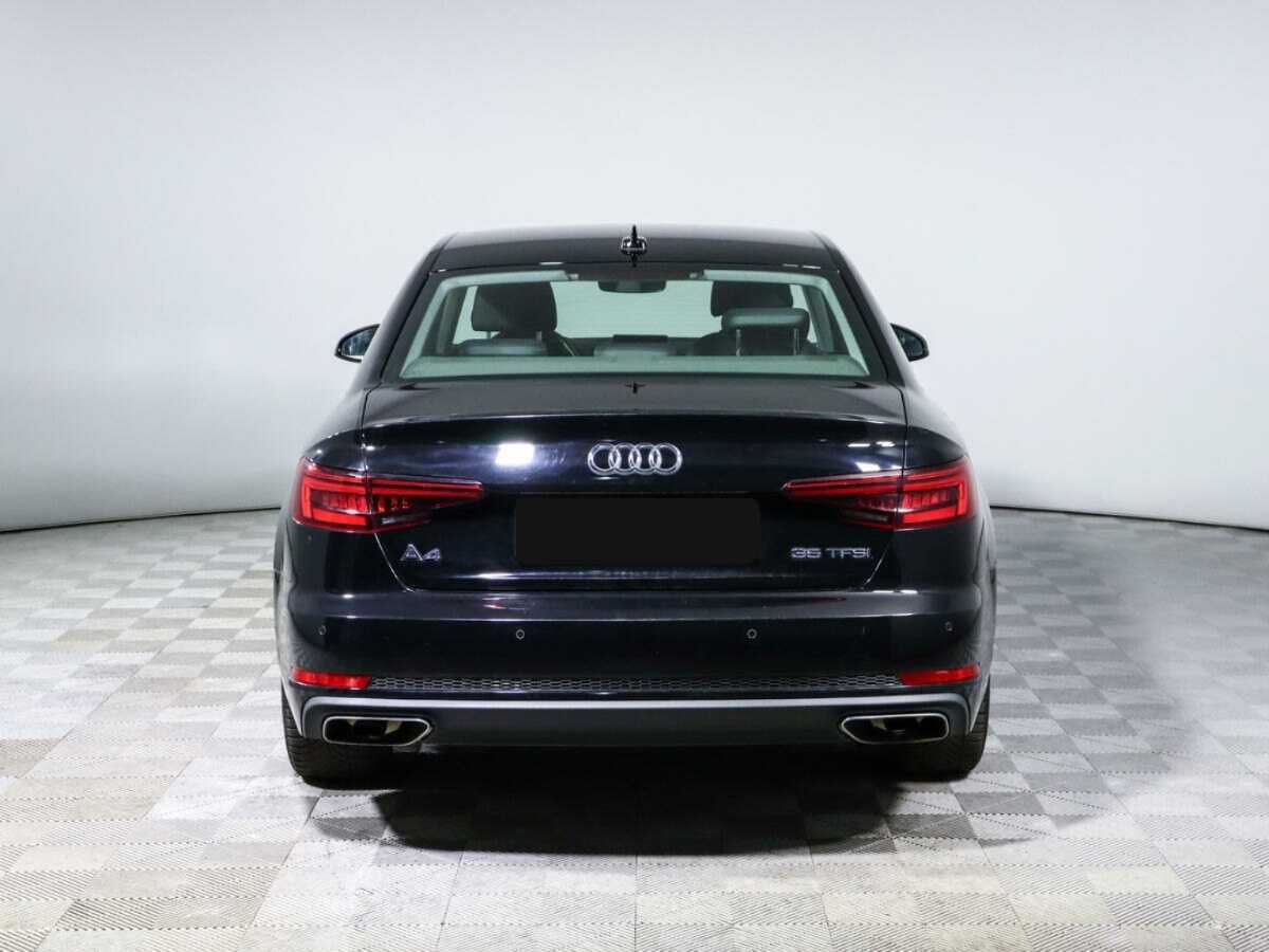 Audi A4 2018 года с пробегом. Фото: #4