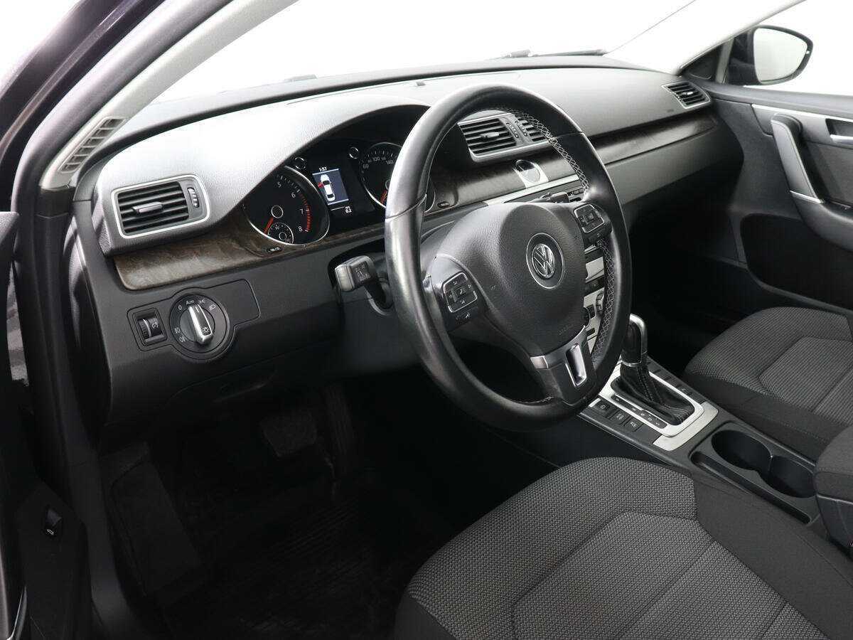 Volkswagen Passat 2014 года с пробегом. Фото: #8