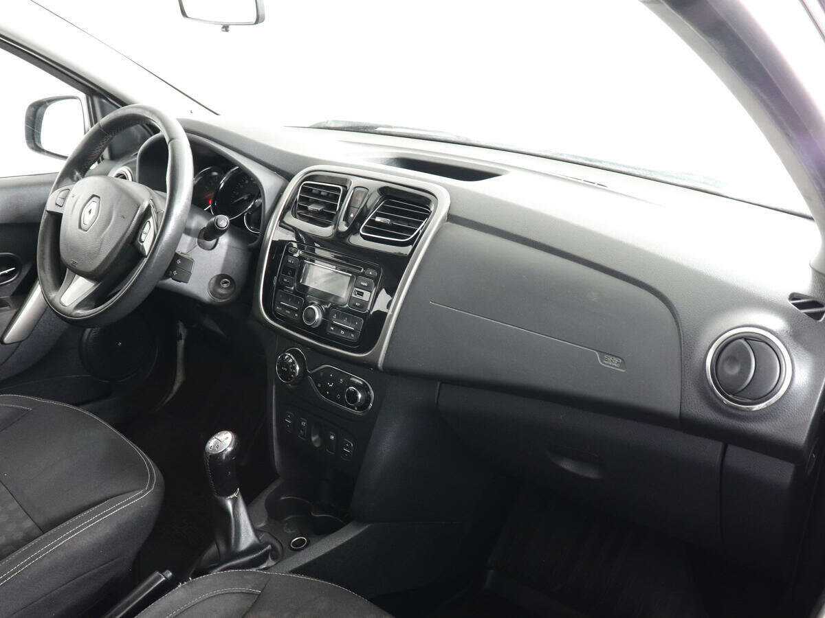 Renault Sandero 2014 года с пробегом. Фото: #9