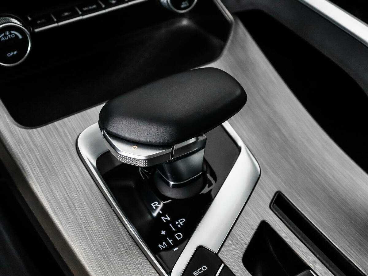 Б/У Джили Кулрэй 2023 года. Фото: #10