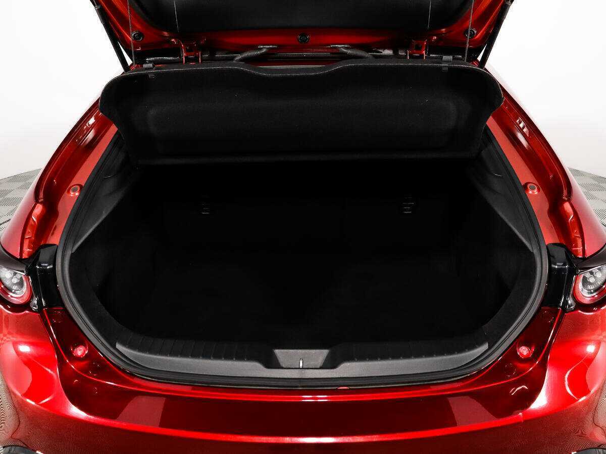 Б/У Мазда 3 2019 года. Фото: #14