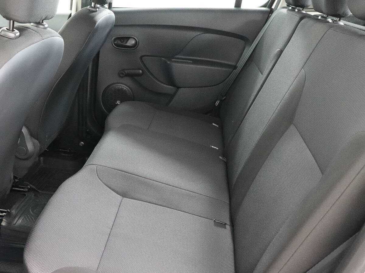 Renault Sandero 2015 года с пробегом. Фото: #10