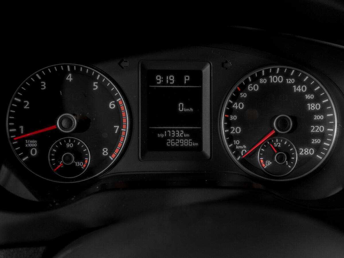 Б/У Фольксваген Джетта 2014 года. Фото: #10