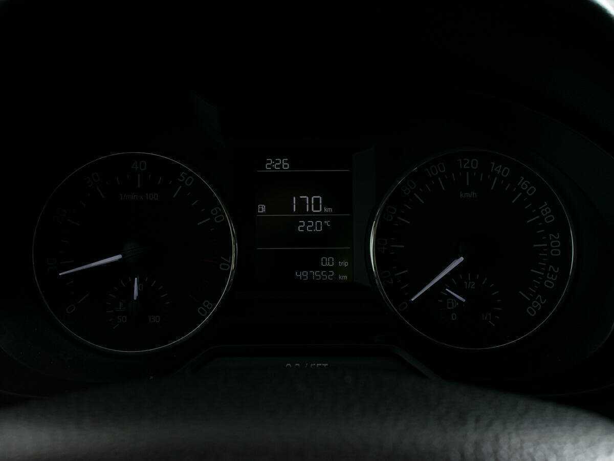 Б/У Шкода Октавия 2014 года. Фото: #9