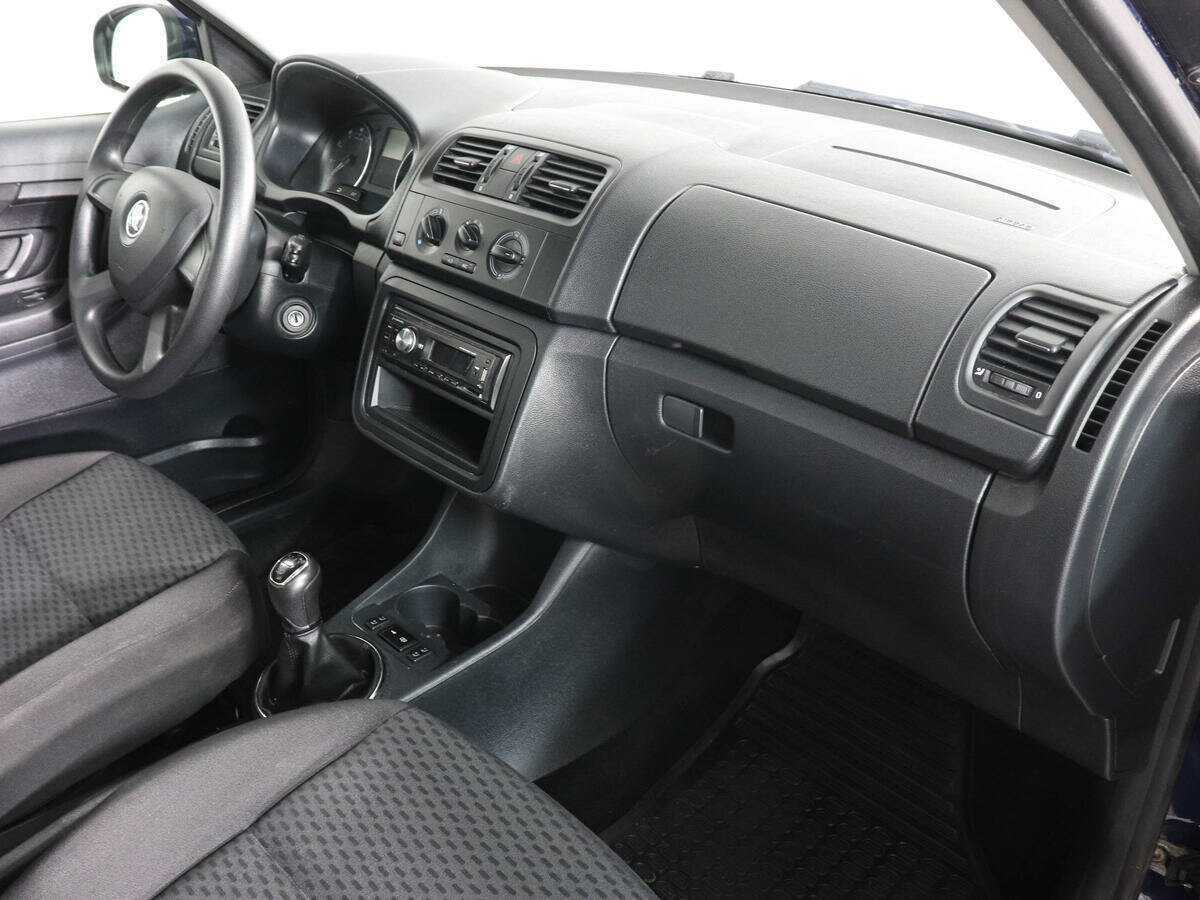 Skoda Fabia 2013 года с пробегом. Фото: #5