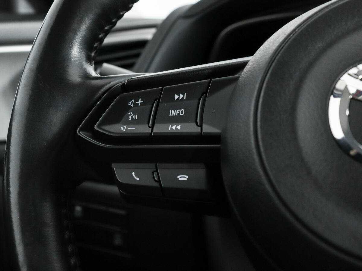 Б/У Мазда 3 2016 года. Фото: #15