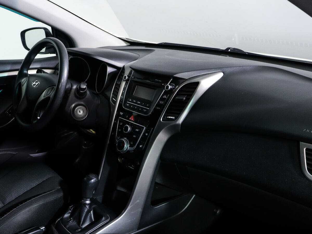 Б/У Хендай ай30 2013 года. Фото: #8