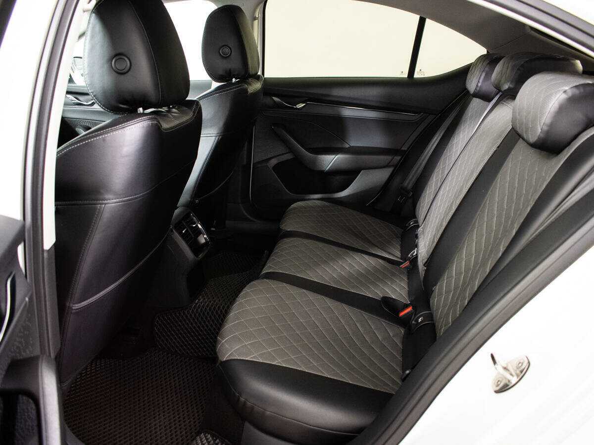 Skoda Octavia 2021 года с пробегом. Фото: #9