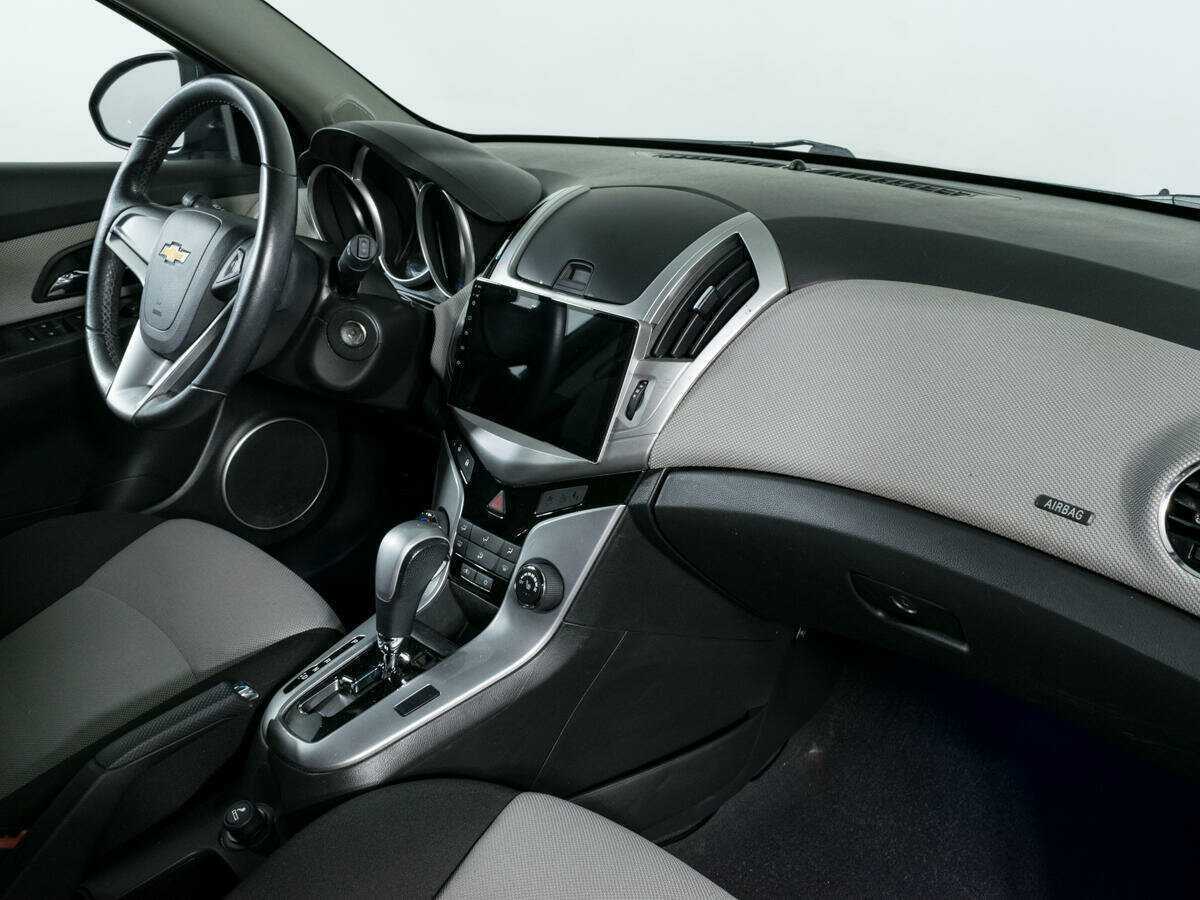 Б/У Шевроле Круз 2013 года. Фото: #7