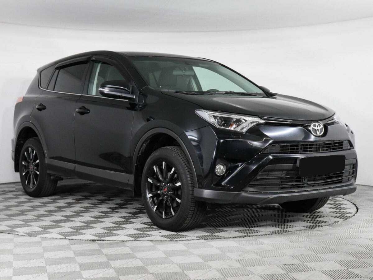 Toyota RAV4 2017 года с пробегом. Фото: #1