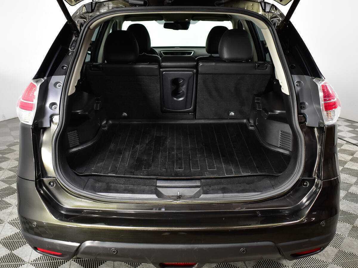 Б/У Ниссан Икс-Трейл 2018 года. Фото: #16