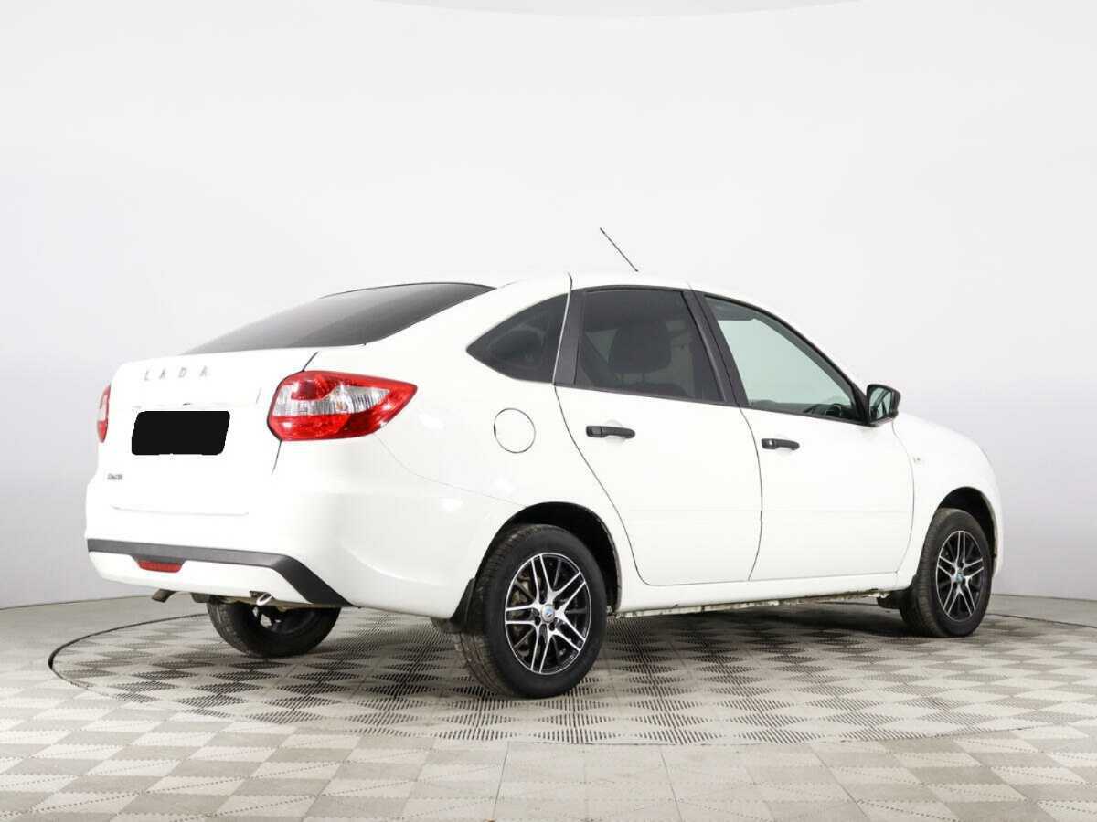 Б/У Лада (ВАЗ) Гранта 2019 года. Фото: #4