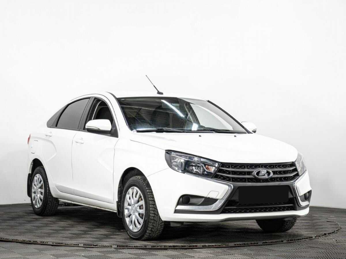 Б/У Лада (ВАЗ) Веста 2017 года. Фото: #2