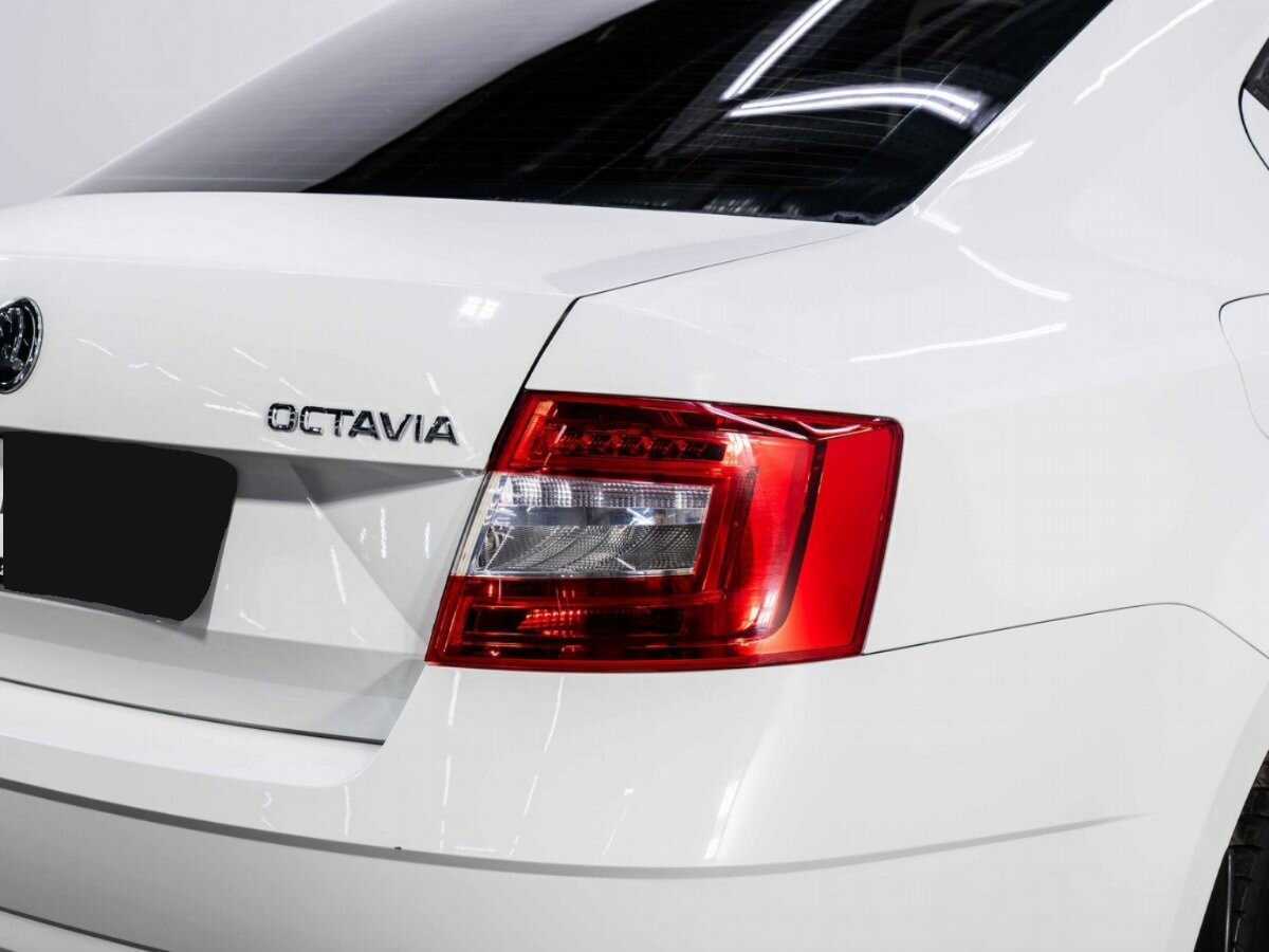 Б/У Шкода Октавия 2019 года. Фото: #21