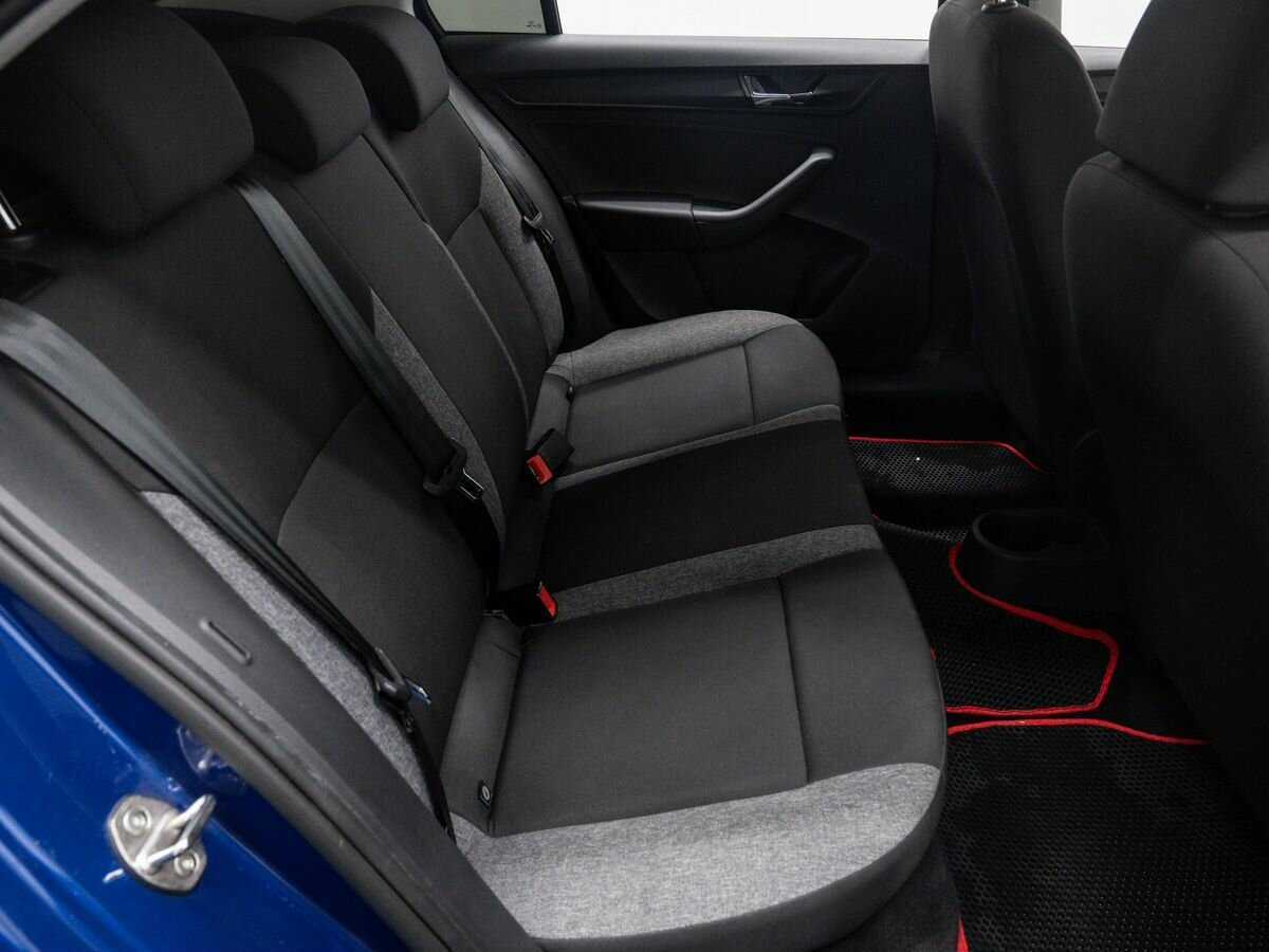 Б/У Шкода Рапид 2021 года. Фото: #9