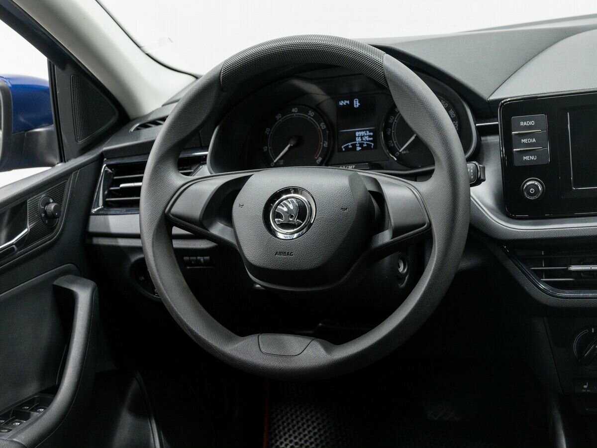 Б/У Шкода Рапид 2021 года. Фото: #11