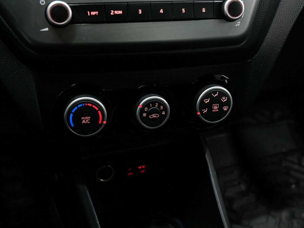 Б/У Киа Рио 2016 года. Фото: #18