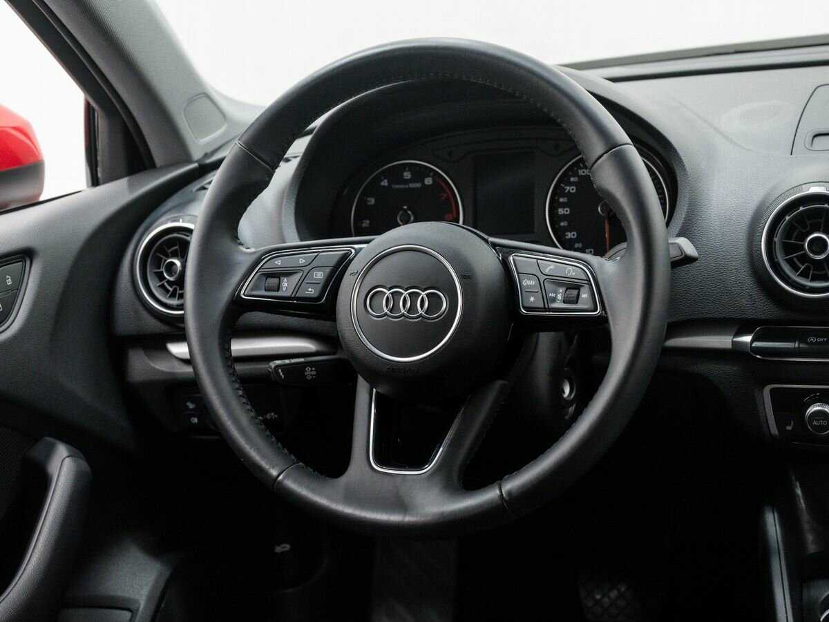 Audi A3 2020 года с пробегом. Фото: #11