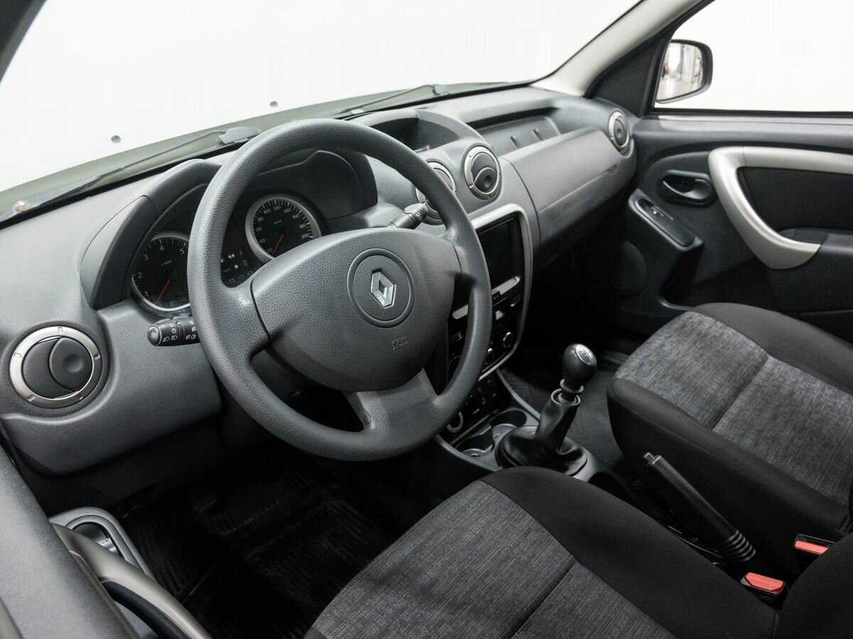 Б/У Рено Дастер 2014 года. Фото: #12