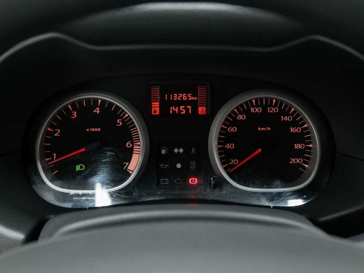 Б/У Рено Дастер 2014 года. Фото: #19