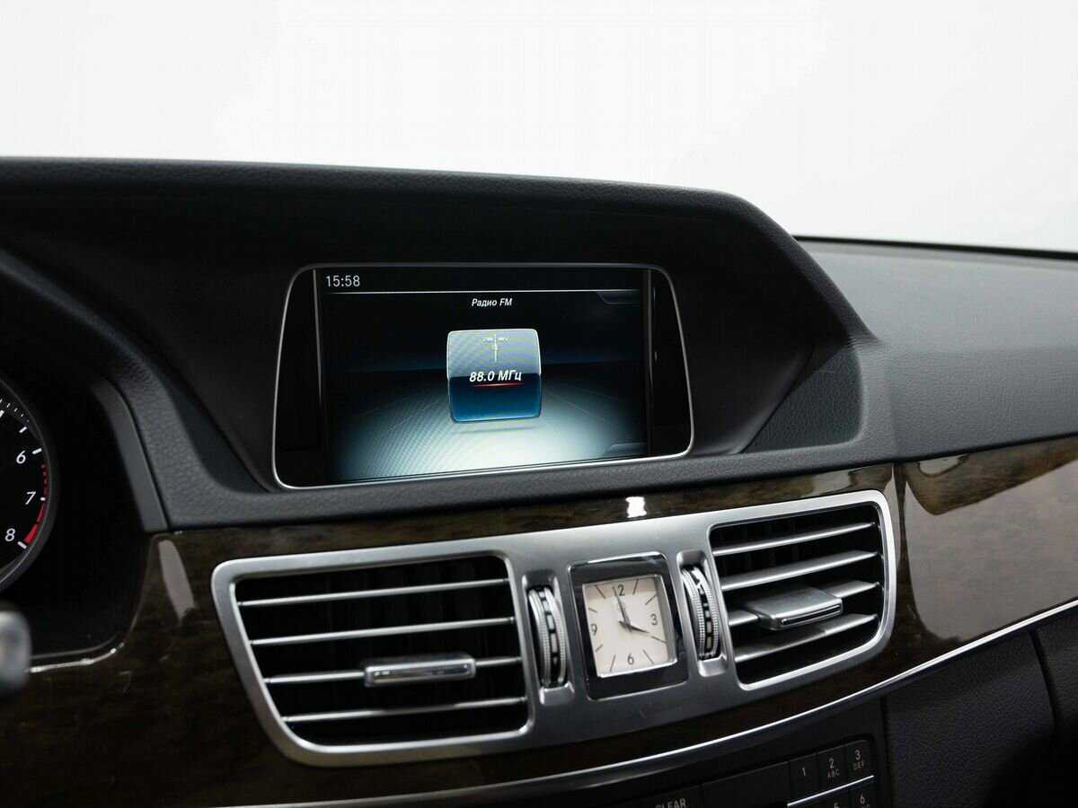 Mercedes-Benz E-Класс 2015 года с пробегом. Фото: #22