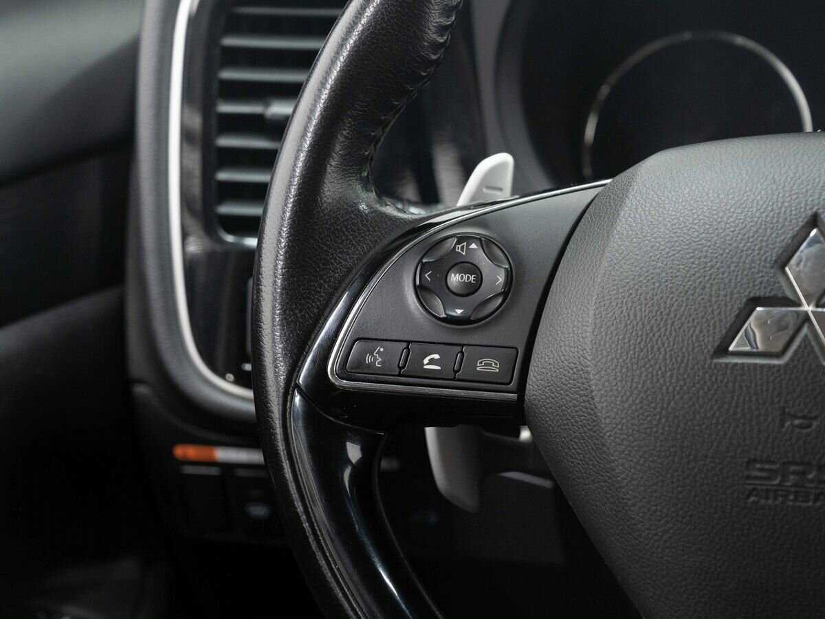 Mitsubishi Outlander 2016 года с пробегом. Фото: #16