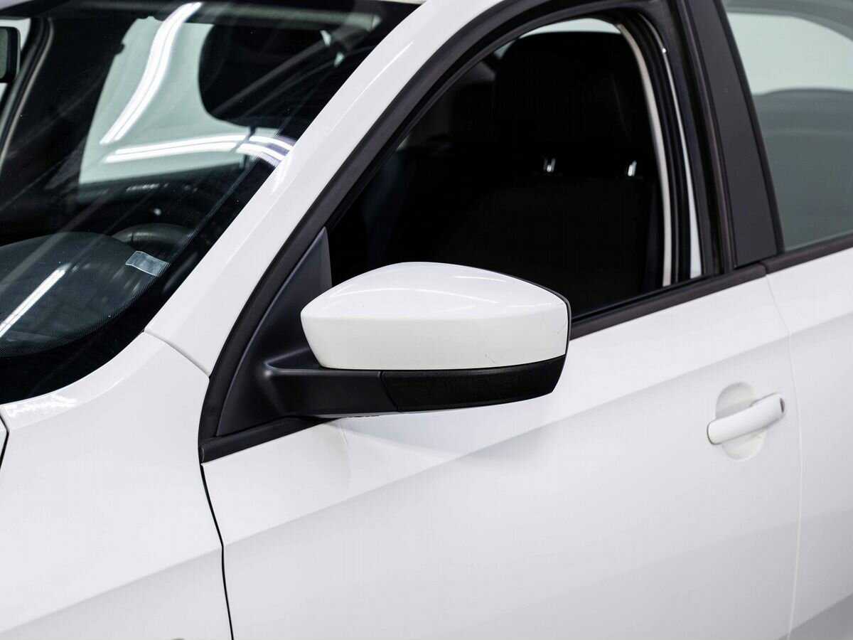 Б/У Шкода Рапид 2015 года. Фото: #19