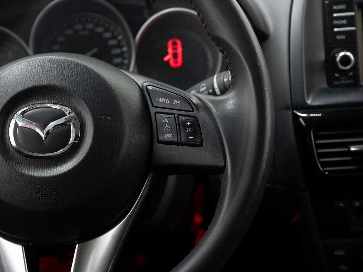 Б/У Мазда Ц-Икс-5 2015 года. Фото: #17