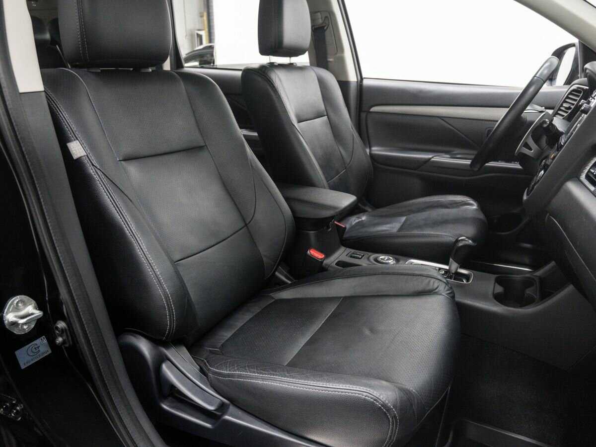 Mitsubishi Outlander 2013 года с пробегом. Фото: #7