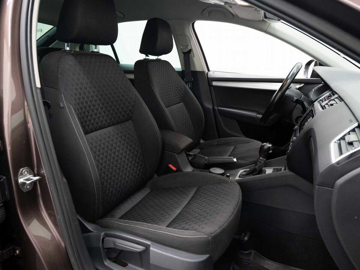 Б/У Шкода Октавия 2016 года. Фото: #13