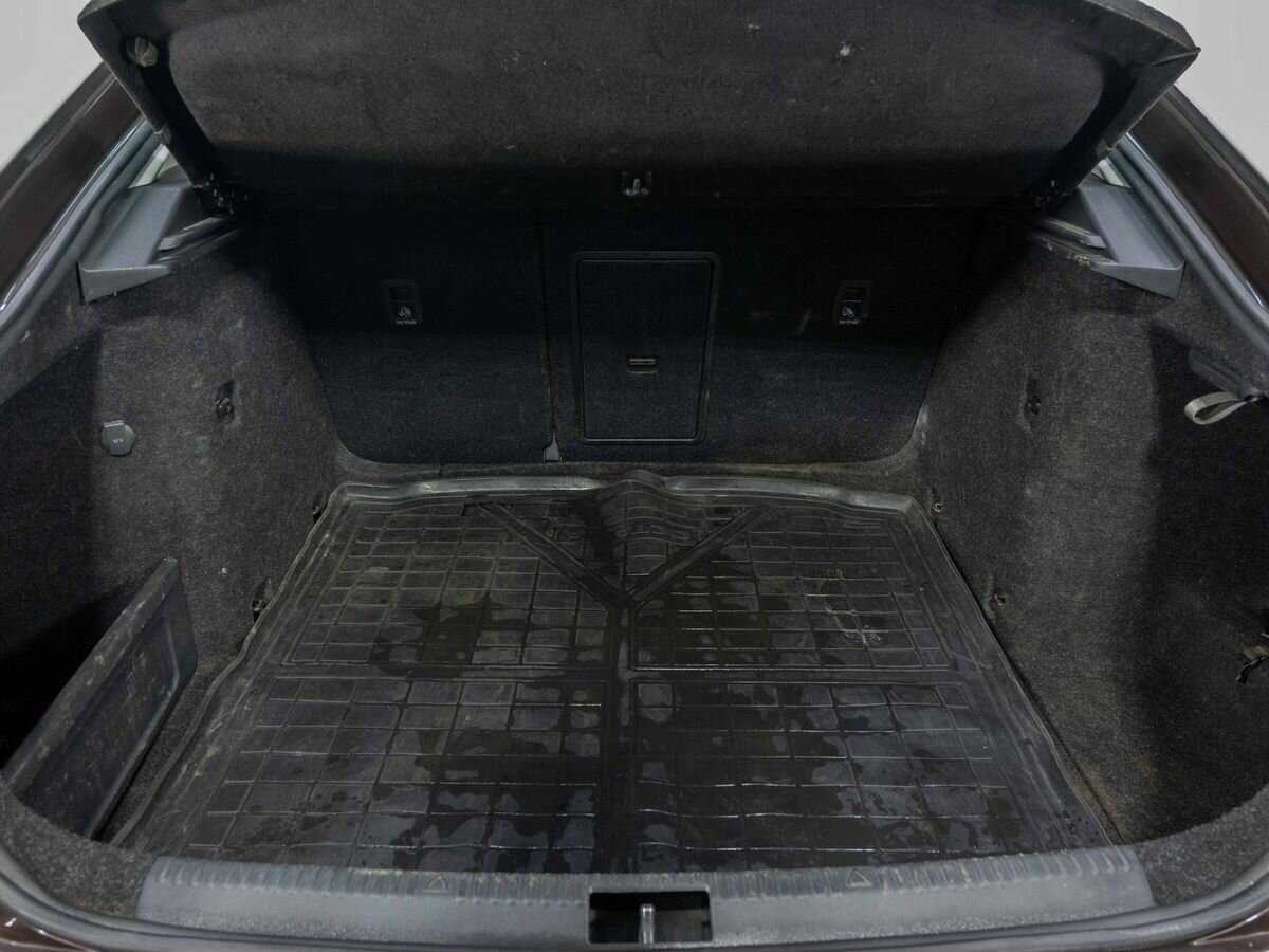 Б/У Шкода Октавия 2016 года. Фото: #23