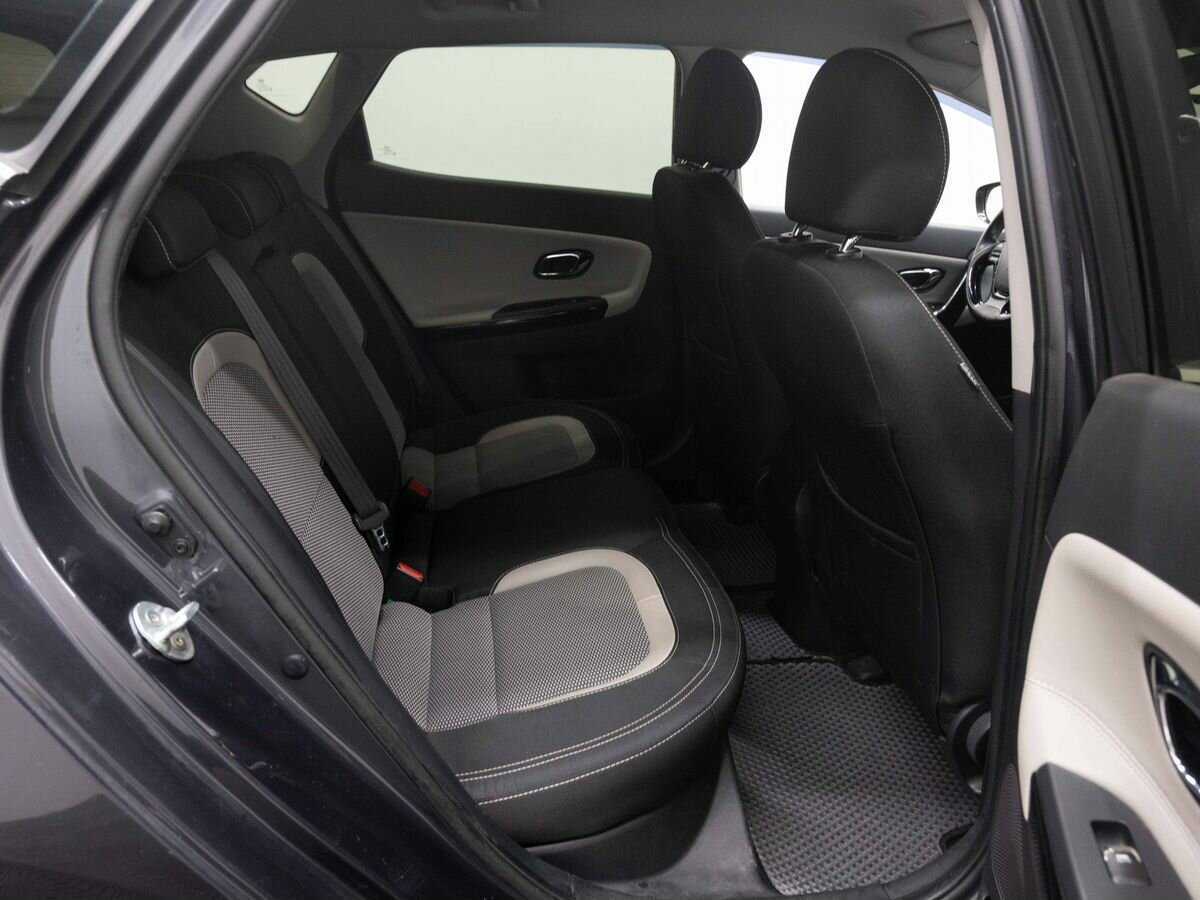 Б/У Киа Сид 2017 года. Фото: #11