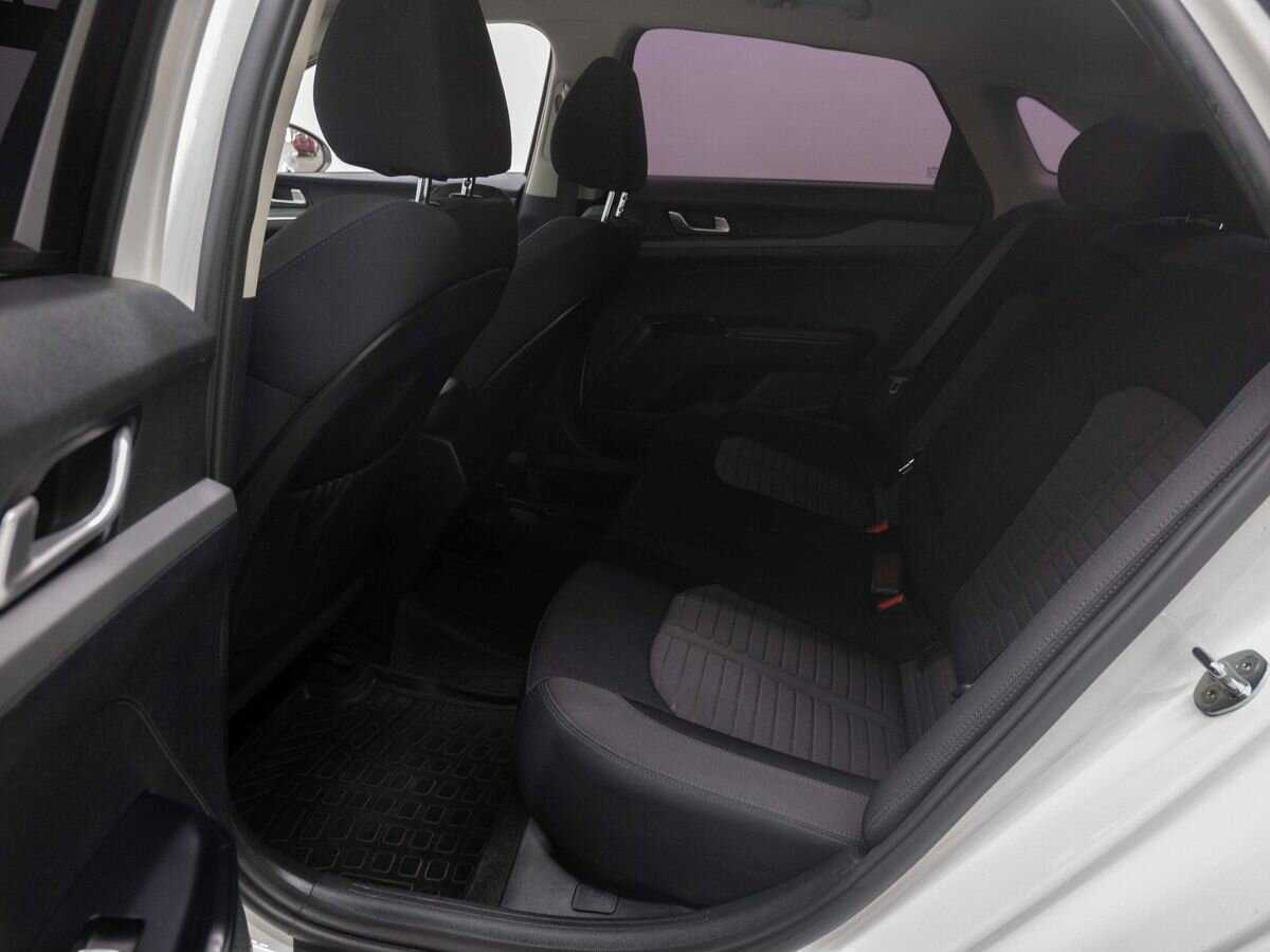 Б/У Киа К5 2021 года. Фото: #10