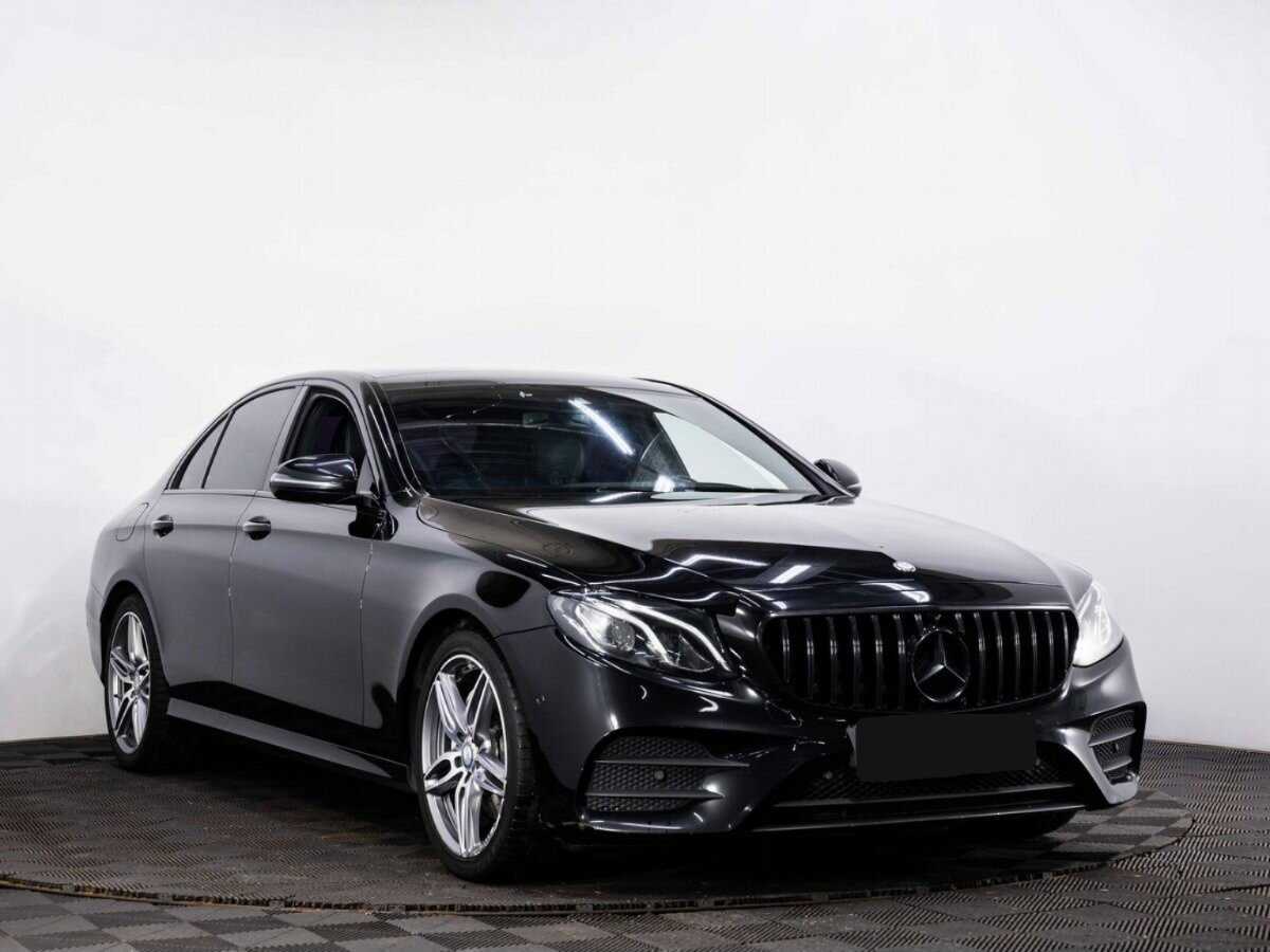 Mercedes-Benz E-Класс 2016 года с пробегом. Фото: #2