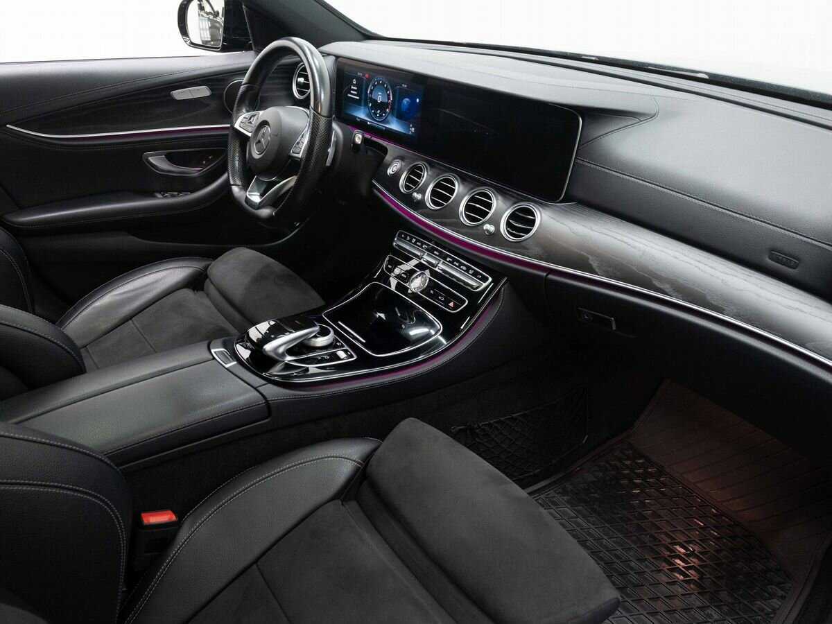 Mercedes-Benz E-Класс 2016 года с пробегом. Фото: #9