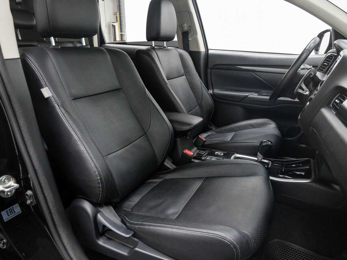 Mitsubishi Outlander 2017 года с пробегом. Фото: #8