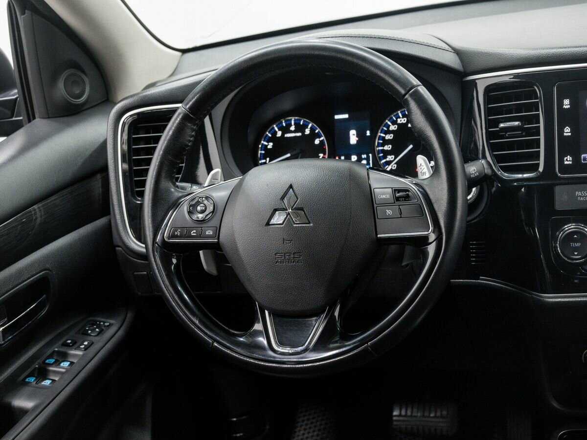 Mitsubishi Outlander 2017 года с пробегом. Фото: #10