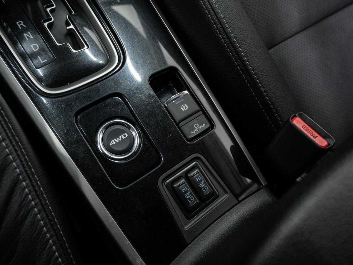Mitsubishi Outlander 2017 года с пробегом. Фото: #17